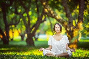 爱游戏入口-悲情与荣光，梅西关键节点败北，皇马带队取胜